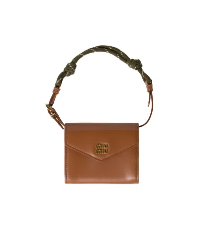 Miu Miu Logo Shoulder Wallet In Brown
