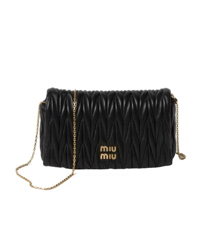 MIU MIU MIU MIU MATELASSÉ-EFFECT CHAIN-LINKED MINI SHOULDER BAG