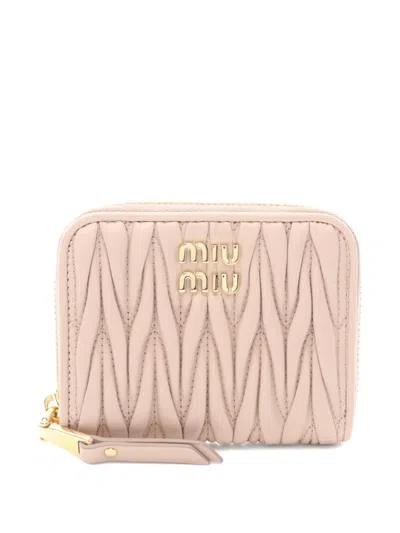 Pre-owned Miu Miu Matelassé Leather Coin Purse In Neutral