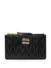 Miu Miu Matelassé Leather Wallet In Schwarz