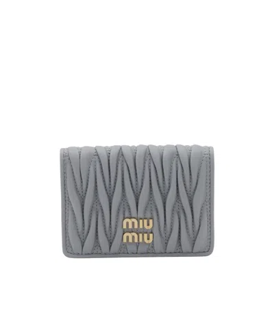 Miu Miu Matelassé Logo Wallet In Gray