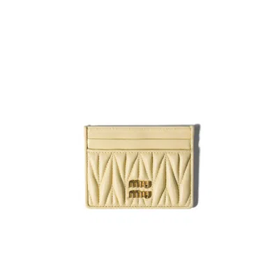 Miu Miu Matelassé Nappa Leather Card Holder In Cream