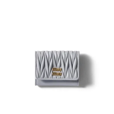 Miu Miu Matelassé Nappa Leather Card Holder In Gray