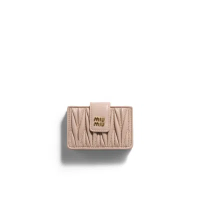 Miu Miu Matelassé Nappa Leather Card Holder In Pink