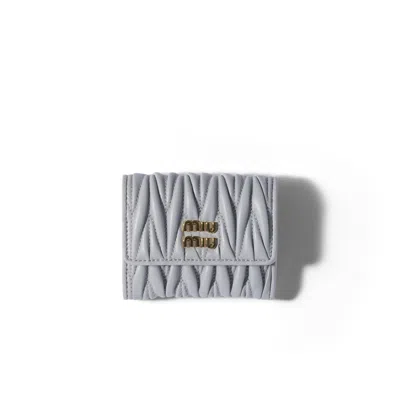 Miu Miu Matelassé Nappa Leather Small Wallet In Pearl Gray