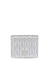 Miu Miu Carteras Y Monederos - Plata In Silver