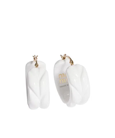 Miu Miu Matelassé Plexiglas Earrings In White