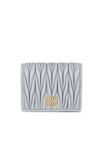 Miu Miu Matelasse Wallet In Perla