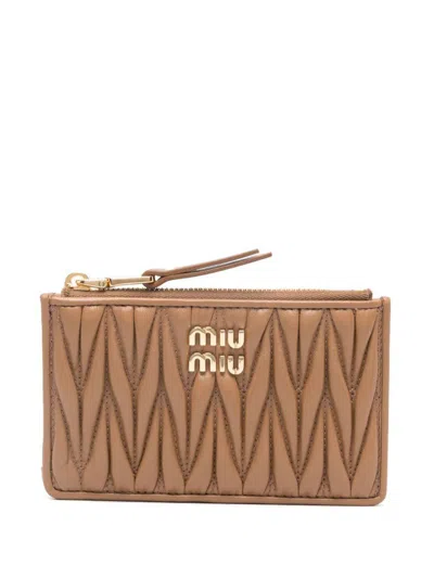 MIU MIU MIU MIU MATELASSÉ ZIPPED CARD HOLDER