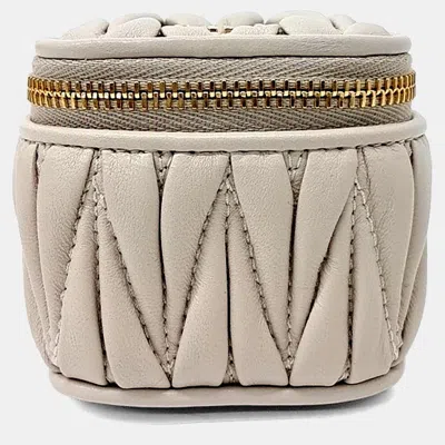 Pre-owned Miu Miu Matrasse Keychain Bag In Sand