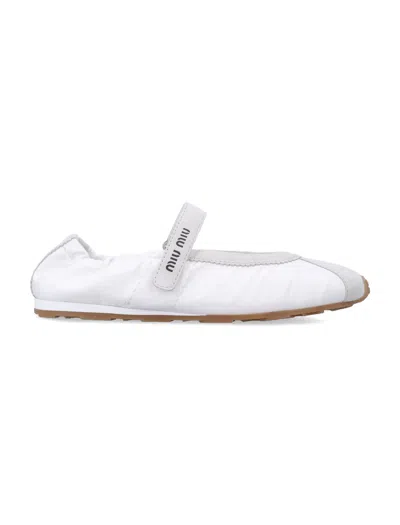 Miu Miu Plume Ballerina Sneakers In White