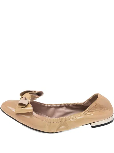 Pre-owned Miu Miu Patent-leather Bow-detailed Ballet Flats