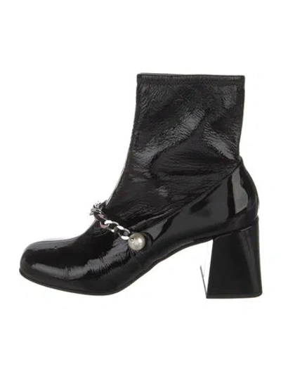 Pre-owned Miu Miu Patent Leather Chain-link Accents Boots In Black