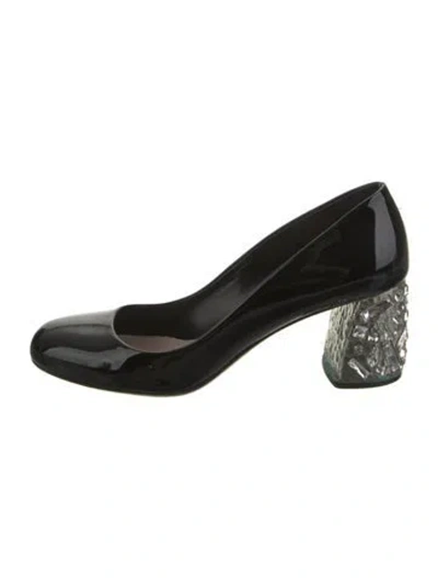Pre-owned Miu Miu Patent Leather Crystal Embellishments Pumps In Black