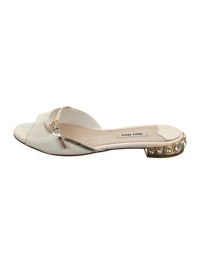 Pre-owned Miu Miu Patent Leather Crystal Embellishments Slides