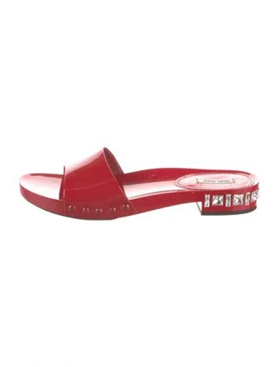Pre-owned Miu Miu Patent Leather Crystal Embellishments Slides In Red
