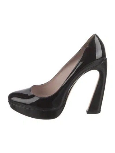 Pre-owned Miu Miu Patent Leather Pumps In Black