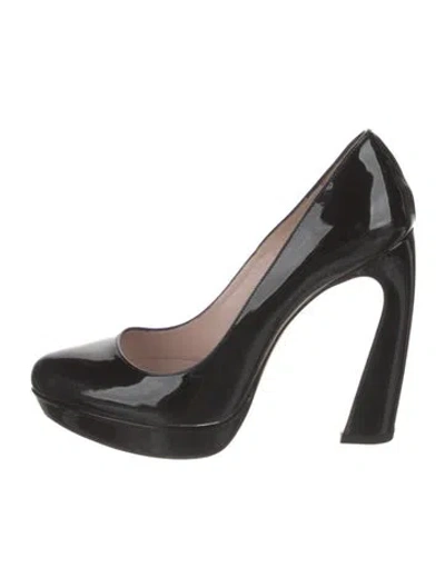 Pre-owned Miu Miu Patent Leather Pumps In Black