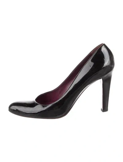 Pre-owned Miu Miu Patent Leather Pumps In Black