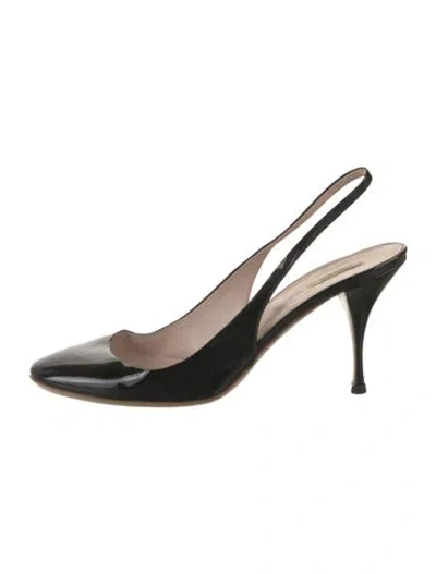 Pre-owned Miu Miu Patent Leather Slingback Pumps In Black