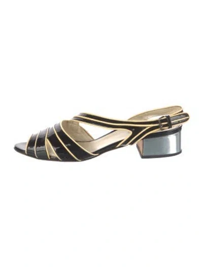 Pre-owned Miu Miu Patent Leather Slingback Pumps In Black