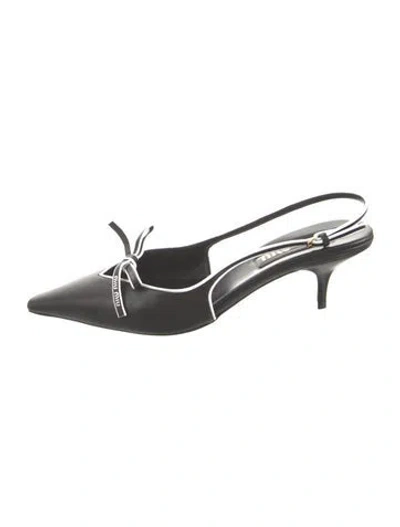 Pre-owned Miu Miu Patent Leather Slingback Pumps In Black