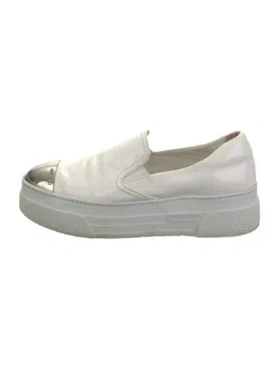 Pre-owned Miu Miu Patent Leather Sneakers In White