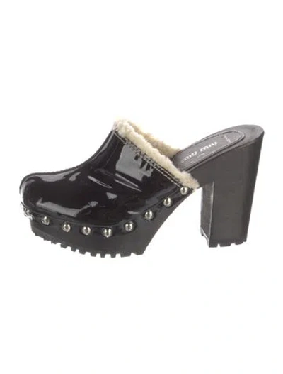 Pre-owned Miu Miu Patent Leather Studded Accents Mules In Black