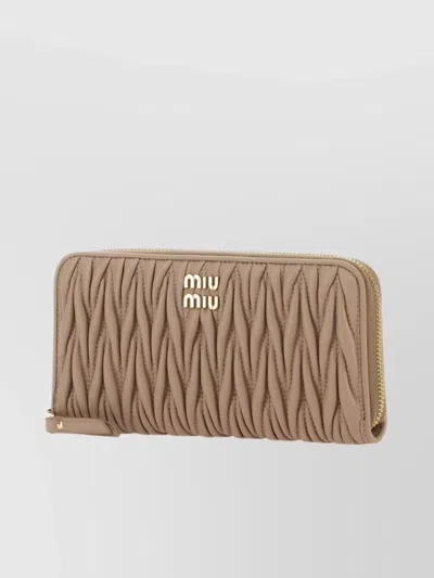 Miu Miu Quilted Leather Wallet Embossed Texture In Brown