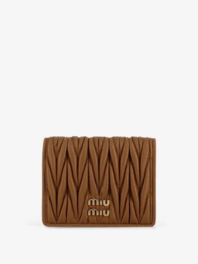 Miu Miu Quilted Leather Wallet In Sand