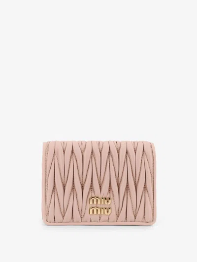 Miu Miu Quilted Leather Wallet With Front Lettering Logo In Pink