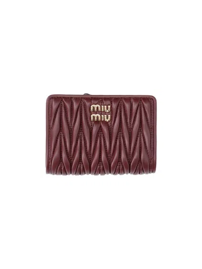 Miu Miu Quilted Nappa Wallet In Red