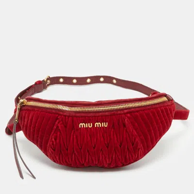 Pre-owned Miu Miu Red Matelassé Velvet Belt Bag