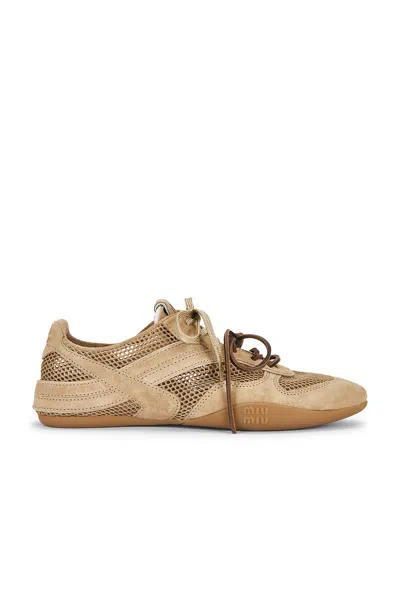 Miu Miu Rete Scamosciato Sneaker In Brown