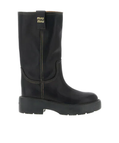 MIU MIU ROUND-TOED ANKLE BOOTS