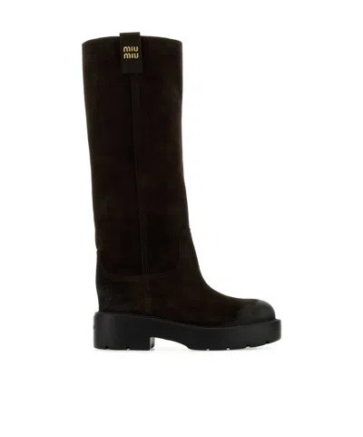 Miu Miu Round-toe Boots In Brown