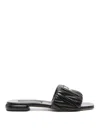 Miu Miu Iu Matelasse Slide In Negro
