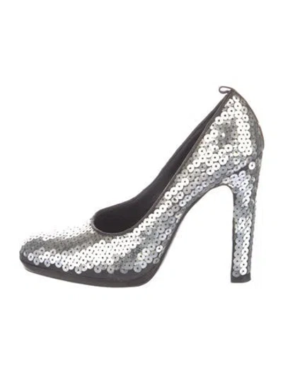 Pre-owned Miu Miu Sequins Sequin Embellishments Pumps In Silver