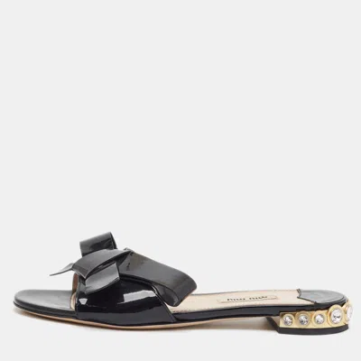Pre-owned Miu Miu Size 37 Black Patent Leather Flat Slides