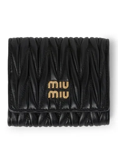 Miu Miu Small Wallet In Nappa Matelasse In Black