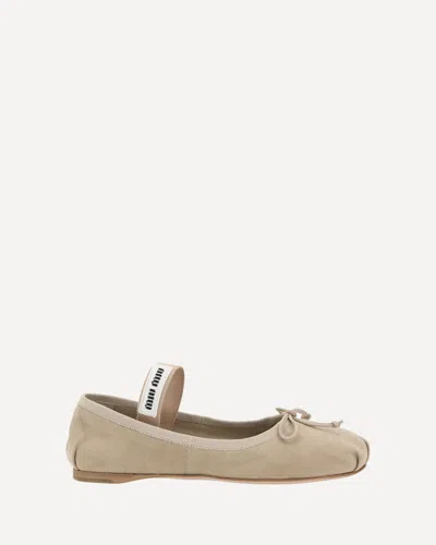 Miu Miu Ballerine In Pelle Scamosciata In Sand