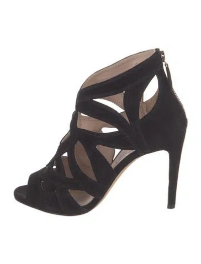 Pre-owned Miu Miu Suede Cutout Accent Pumps In Black