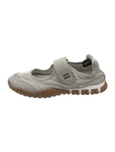 Pre-owned Miu Miu Suede Grosgrain Trim Sneakers In Metallic/silver