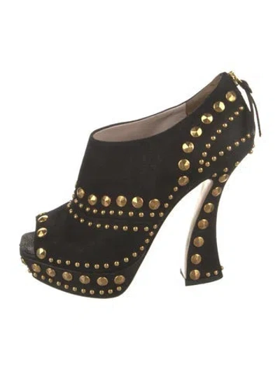 Pre-owned Miu Miu Suede Studded Accents Pumps In Black
