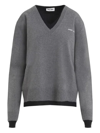 MIU MIU V-NECK LOGO-EMBROIDERED SWEATER