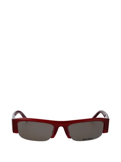 Miu Miu Vedette Sunglasses In Red