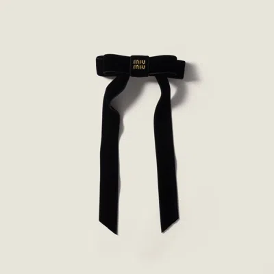 Miu Miu Velvet Hair Clip In Black