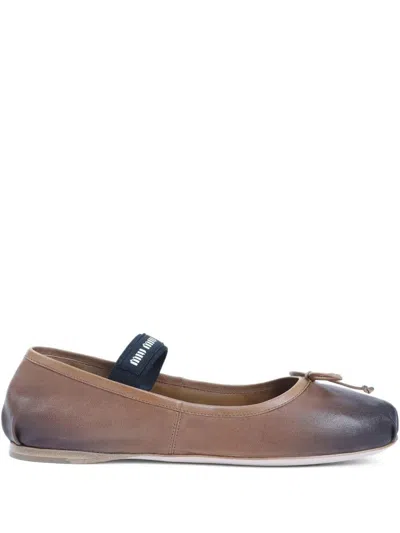MIU MIU MIU MIU VINTAGE EFFECT LEATHER BALLERINAS SHOES