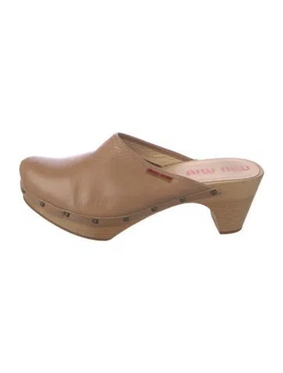 Pre-owned Miu Miu Vintage Leather Mules In Neutral