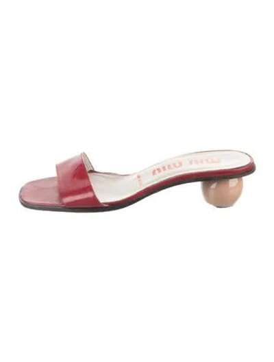 Pre-owned Miu Miu Vintage Patent Leather Slides In Red